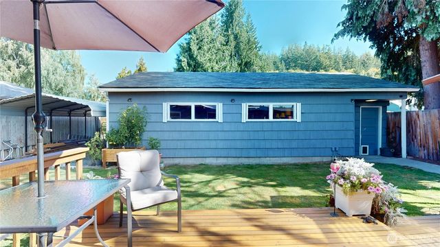521 E Magnolia Avenue, Burlington, WA 98233