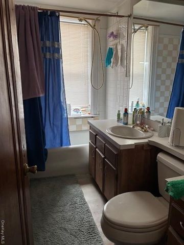 3243 Tenbroeck Avenue, Bronx, NY 10469