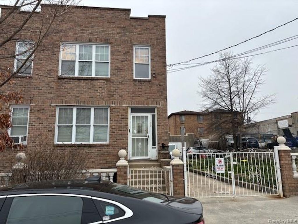 3243 Tenbroeck Avenue, Bronx, NY 10469