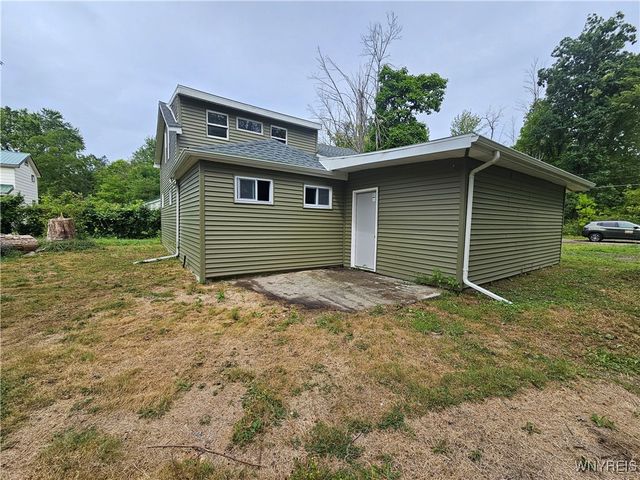 429 Dawn Avenue, Evans, NY 14006