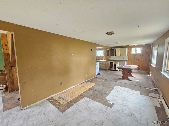 429 Dawn Avenue, Evans, NY 14006