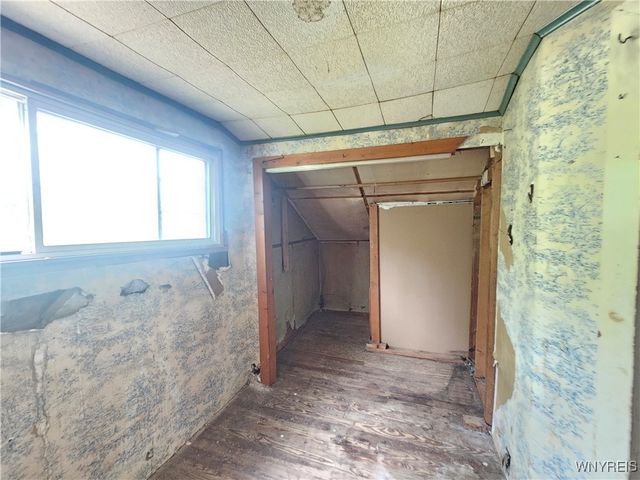 429 Dawn Avenue, Evans, NY 14006