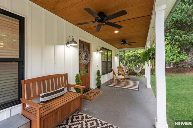 55 Cripplebush, Old Tappan, NJ 07675