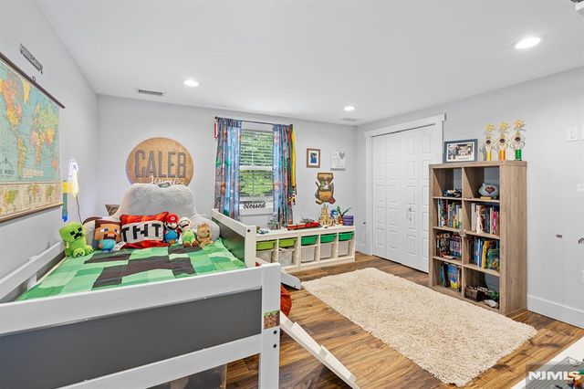 55 Cripplebush, Old Tappan, NJ 07675
