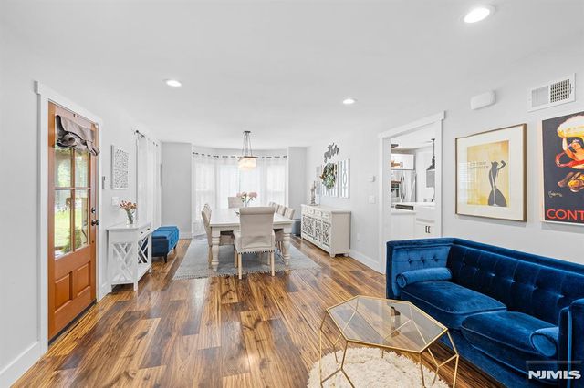 55 Cripplebush, Old Tappan, NJ 07675