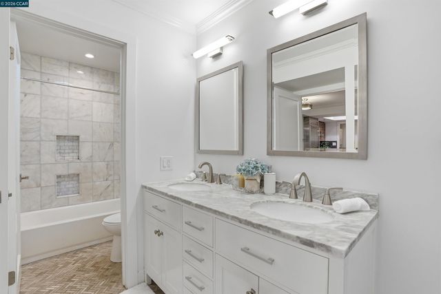 2560 Oak Rd 122, Walnut Creek, CA 94597