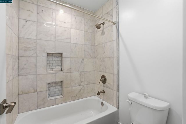 2560 Oak Rd 122, Walnut Creek, CA 94597