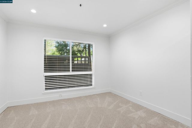 2560 Oak Rd 122, Walnut Creek, CA 94597