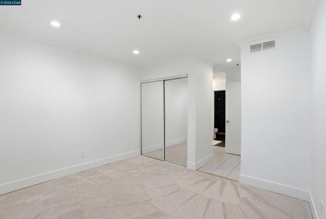 2560 Oak Rd 122, Walnut Creek, CA 94597