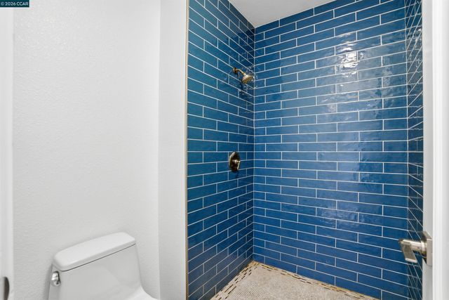 2560 Oak Rd 122, Walnut Creek, CA 94597