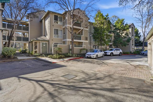 2560 Oak Rd 122, Walnut Creek, CA 94597