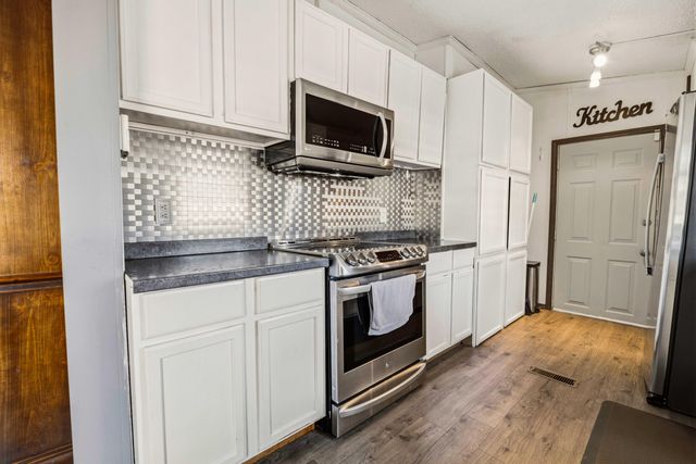 1126 Stonegate Drive, Burnside, KY 42519