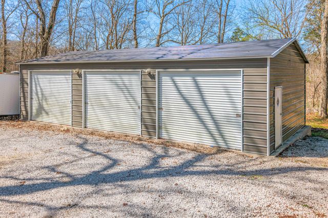 1126 Stonegate Drive, Burnside, KY 42519