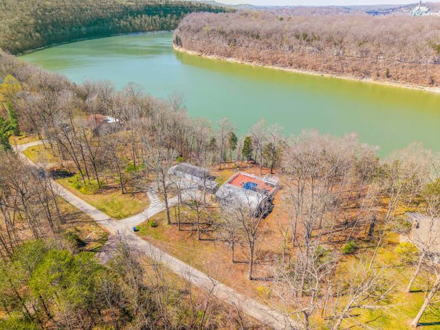 1126 Stonegate Drive, Burnside, KY 42519