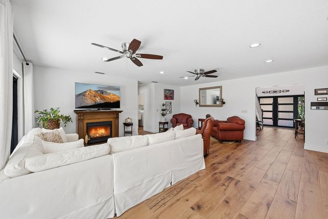 370 SE 13th Avenue, Pompano Beach, FL 33060