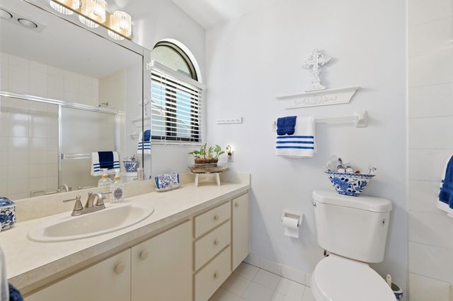 370 SE 13th Avenue, Pompano Beach, FL 33060