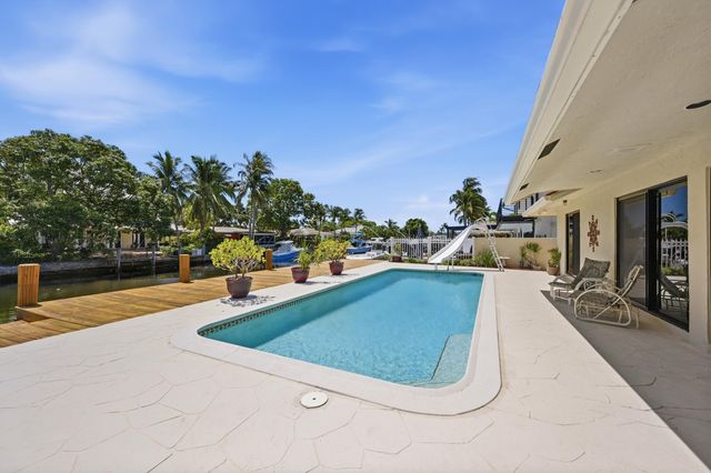 370 SE 13th Avenue, Pompano Beach, FL 33060