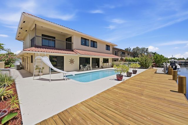 370 SE 13th Avenue, Pompano Beach, FL 33060