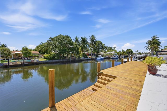 370 SE 13th Avenue, Pompano Beach, FL 33060