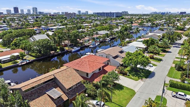 370 SE 13th Avenue, Pompano Beach, FL 33060