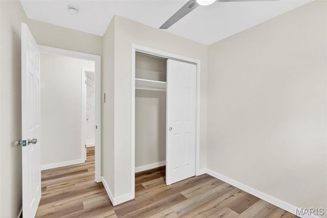 8630 North Avenue, St John, MO 63114