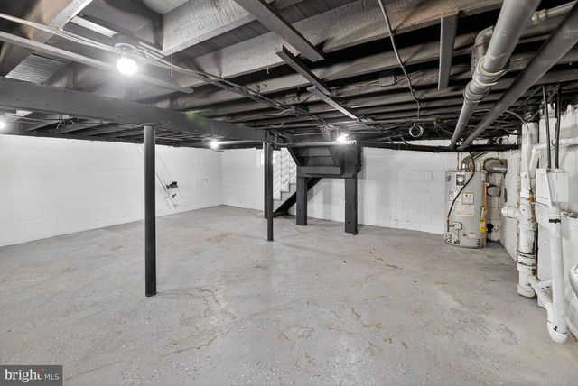 36 E PARK AVE, Lindenwold, NJ 08021