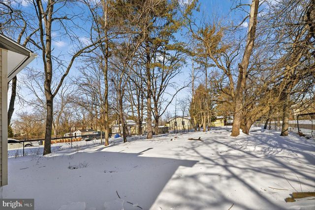 36 E PARK AVE, Lindenwold, NJ 08021