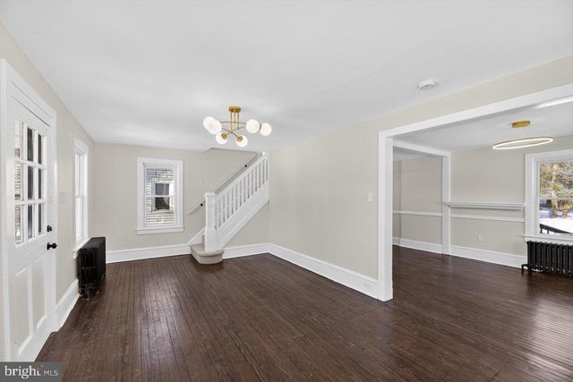 36 E PARK AVE, Lindenwold, NJ 08021