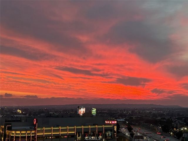889 Francisco, Los Angeles, CA 90017