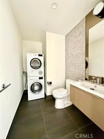 889 Francisco, Los Angeles, CA 90017