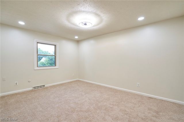 4368 Norona Drive, Cuyahoga Falls, OH 44224