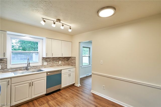 4368 Norona Drive, Cuyahoga Falls, OH 44224