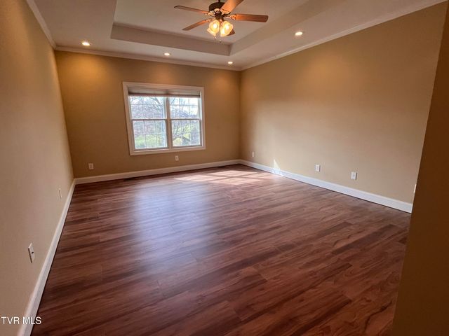 400 Highland Church Road, Johnson City, TN 37615