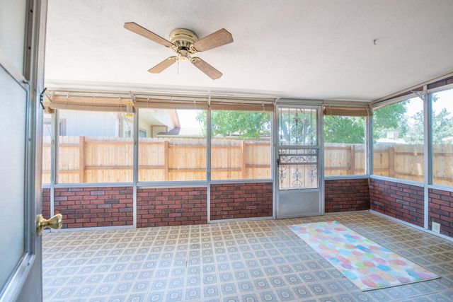 8532 Creek Street NE, Albuquerque, NM 87113