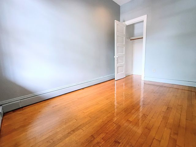 1911 W Belmont Avenue 2R, Chicago, IL 60657