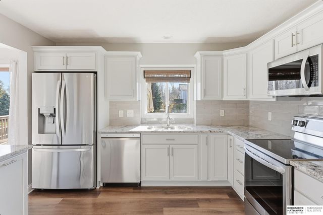 3413 S 152 Street, Omaha, NE 68144