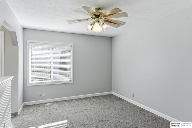 3413 S 152 Street, Omaha, NE 68144