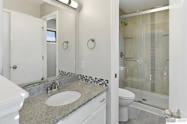 3413 S 152 Street, Omaha, NE 68144