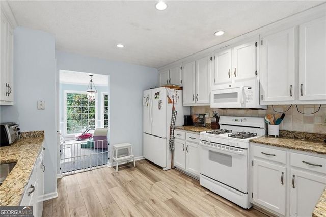 5229 Proctor Landing NW, Acworth, GA 30101