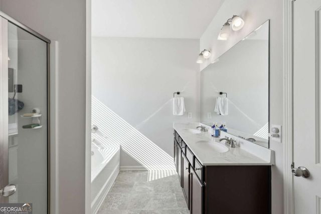 199 Laurel Cove Drive, Hoschton, GA 30548