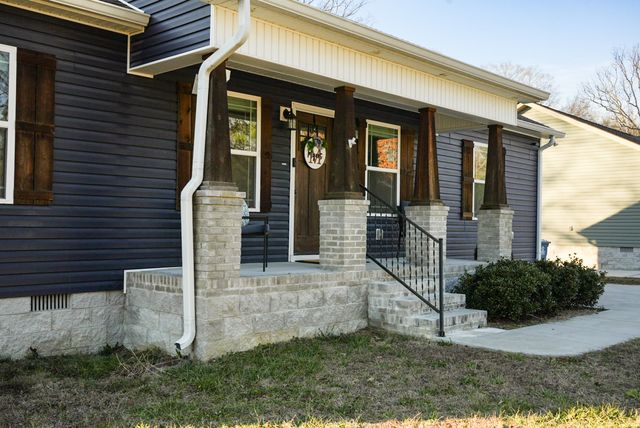 1554 S Spring St, Manchester, TN 37355