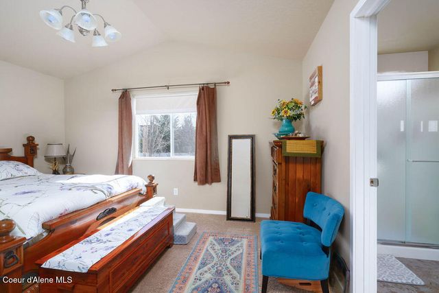 1688 W Umpqua CT, Post Falls, ID 83854