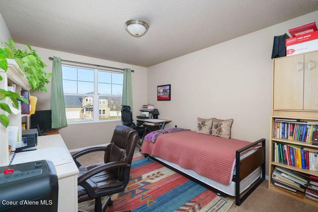 1688 W Umpqua CT, Post Falls, ID 83854