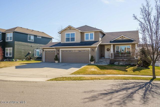 1688 W Umpqua CT, Post Falls, ID 83854