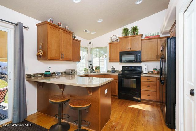 1688 W Umpqua CT, Post Falls, ID 83854