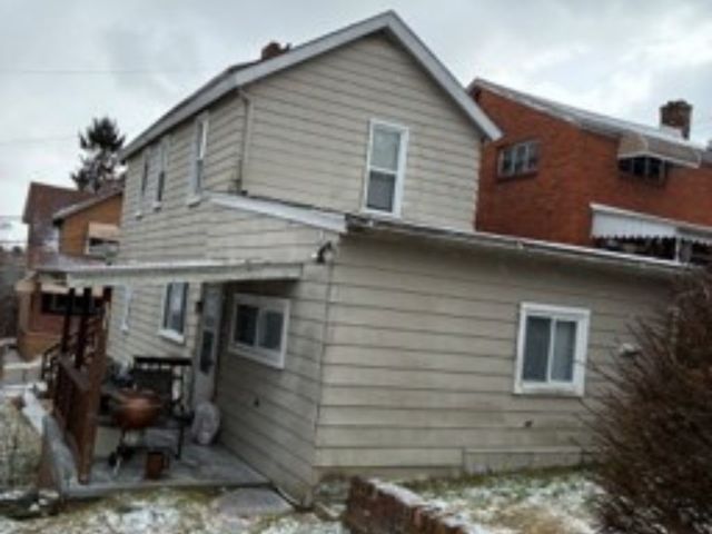 226 Laredo St, Port Vue, PA 15133