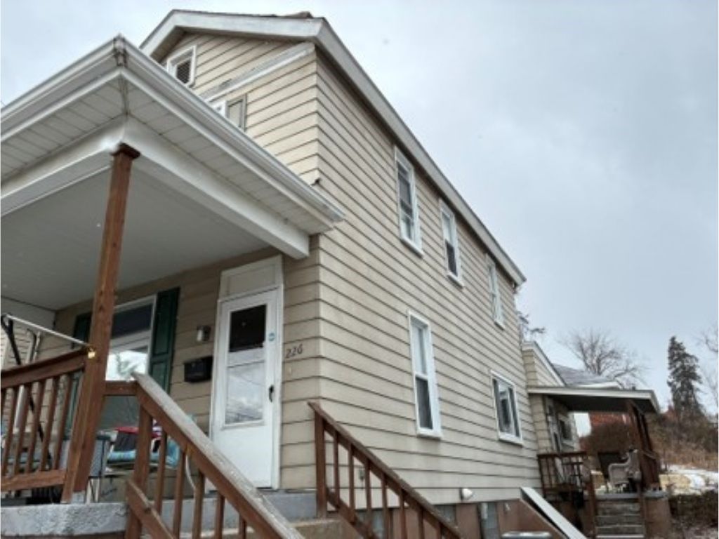 226 Laredo St, Port Vue, PA 15133