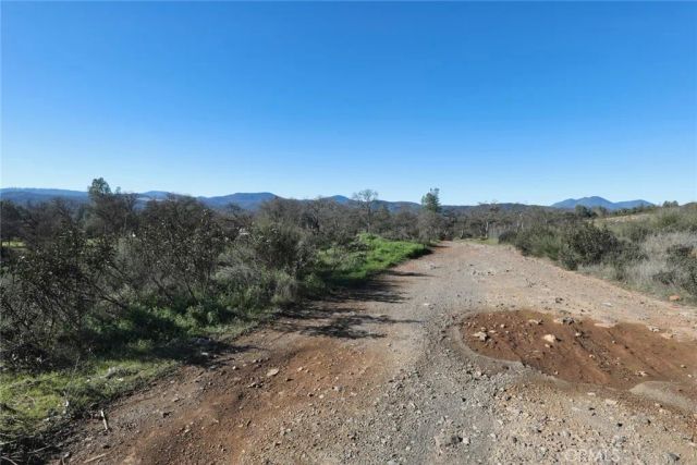 16597 2nd, Clearlake, CA 95422