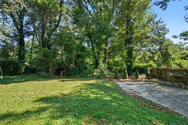 770 Waters Drive SW, Atlanta, GA 30310