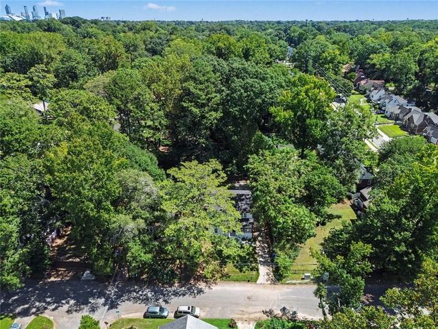 770 Waters Drive SW, Atlanta, GA 30310